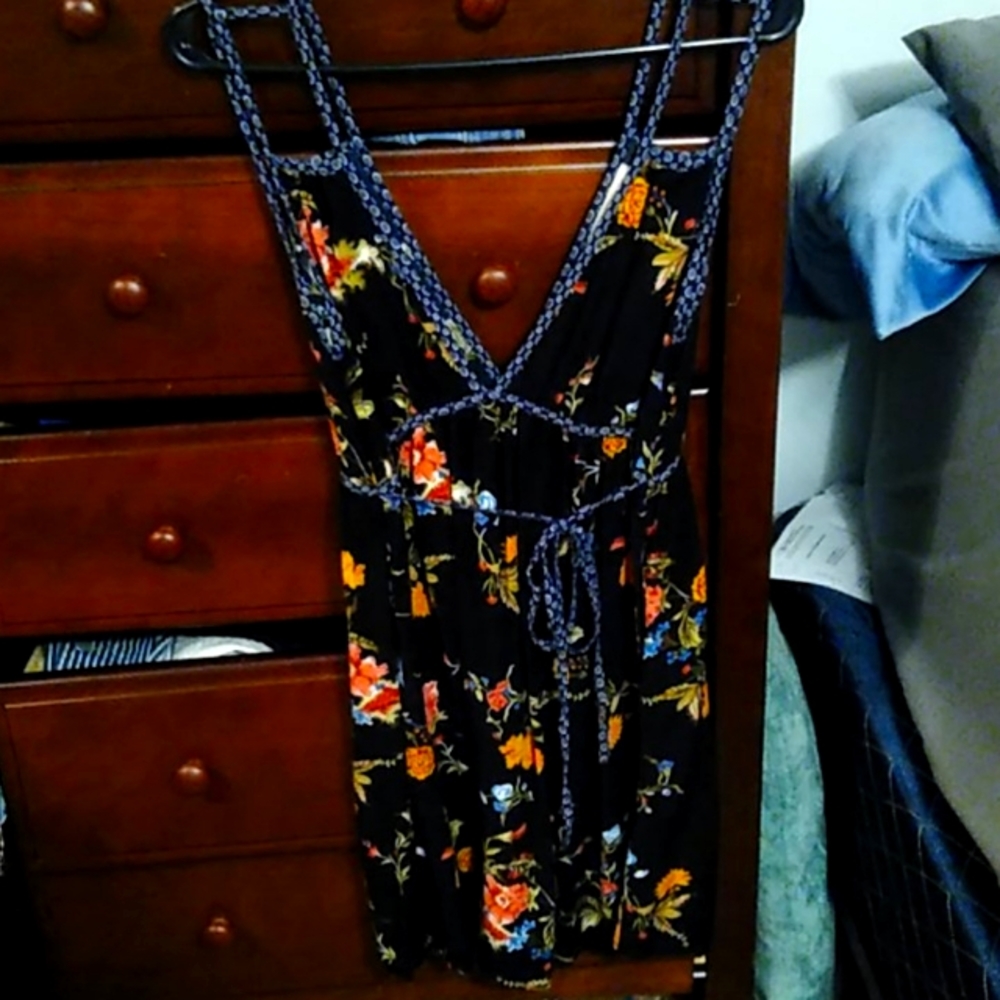 Dress or tunic   Vintage style. Short.